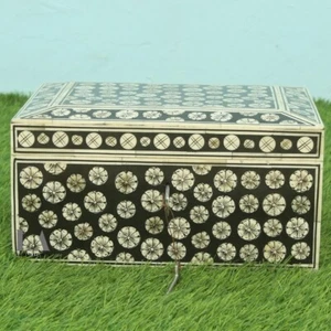 Home Décor Bone Inlay Hand Pended Box Resin Crackers Design Box - Picture 1 of 6