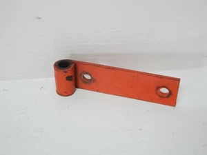 Allis-Chalmers 616 LTD-H 1690815 Seat Deck Lower Hinge 1701560SM - Picture 1 of 1