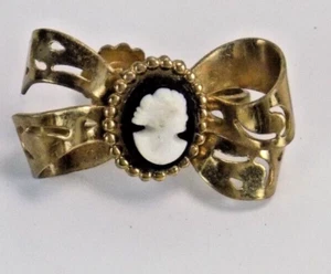 Vintage Coro Cameo Ribbon Bow Brooch Gold Tone Rhinestones Costume Jewelry - Picture 1 of 8