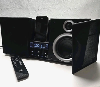 Beautiful Shelf Stereo AM/FM,Docking, Streaming ,Sounds excellent Clean WORKS A+ - Image 1 of 4