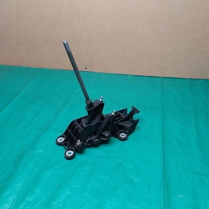 2011-2013 Ford Fiesta Manual Transmission Gear Shifter Assembly OEM - Picture 1 of 7
