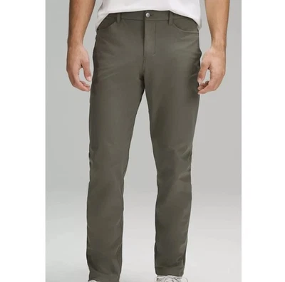 Pantalón Lululemon ABC Classic-Fit 5 Bolsillos Warpstreme Verde Ejército Para Hombre 36 Foto 1 de 4