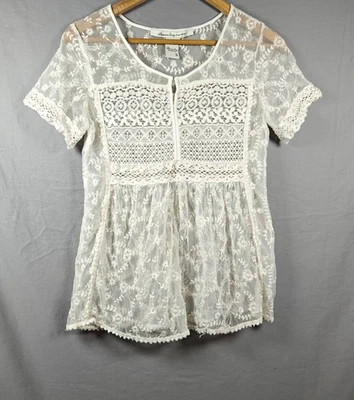 Top American Rag beige de encaje transparente manga corta pequeño Foto 1 de 4