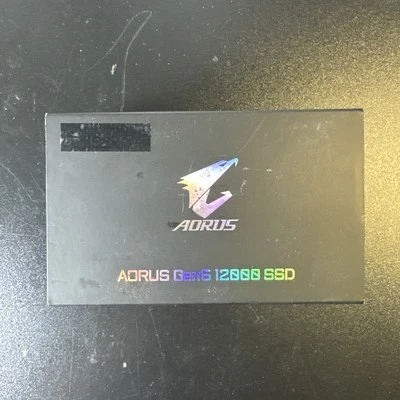 GIGABYTE AORUS Gen5 12000 2TB Storage Solid State Drive AG512K2TB - Image 1 of 4