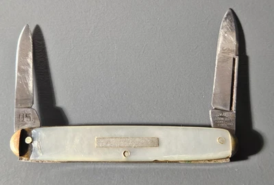 Navaja de bolsillo antigua CHALLENGE CUT CO BRIDGEPORT CONN 2 hojas asas de perlas Foto 1 de 4