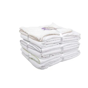 Lammflordecke Kaito Weiß 130x170cm Uni Weiß Rand Grün - Bild 1 von 1