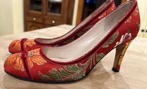 Red Vintage ZALO Pumps Leather Sole Made in SPAIN SZ 6.5M Floral EMBROIDERY Bow - Picture 1 of 12