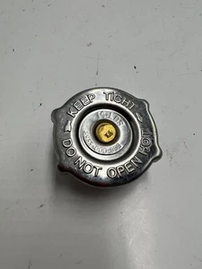 QTY 5 Radiator Cap 8933-000-866  Vented Fits Many Cummins Coach RV Motorhome - Bild 1 von 6