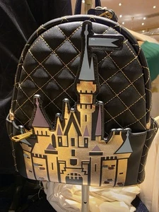 Nueva Mini Mochila Castle Loungefly 70 Aniversario Disney Parks Disneyland 2025 - Imagen 1 de 4