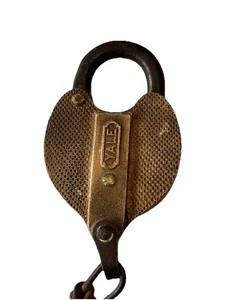 Antique Yale Brass Railroad Padlock And Chain NO Key Heavy Industrial Metal - Picture 1 of 10