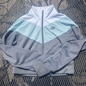 Nike Size S Sportswear Heritage Kids Full Zip Track Jacket - Picture 1 of 6