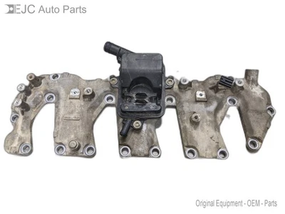 Cubierta de válvula izquierda para Chevrolet Silverado 2500 HD 11-16 6,6 diésel Foto 1 de 4