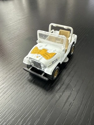 Johnny Lightning Dukes Of Hazzard DAISY'S JEEP CJ-5 - Image 1 of 4