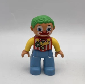 Lego Duplo Building Block Toy Figure Man Circus CLOWN Gren Hair Blue Pants - Picture 1 of 2