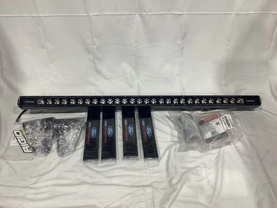 Luz todoterreno montada en techo rígido Ford Bronco 2021-2023 M15200KBRL Foto 1 de 4