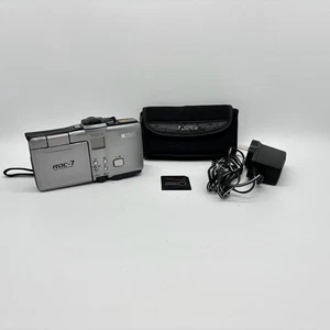 Ricoh RDC-7 Flip Screen Digital Camera Rare Retro Vintage w/ AC Adapter & Card - Picture 1 of 11