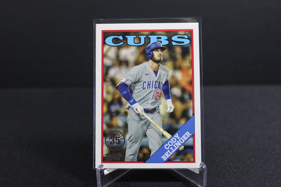 2023 Topps Series 2 CODY BELLINGER 1988 THROWBACK #2T88-6 Chicago Cubs - Image 1 of 1
