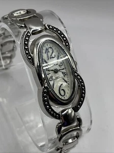Suisse Ralph Women's Quartz Watch Pearlized Dial Silver 8" Band- New Battery - Picture 1 of 8