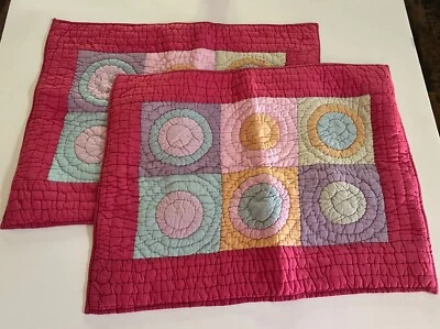 Lote 2 fundas de almohada acolchadas rosa pastel ropa de cama círculos Shams The Company Store Foto 1 de 4