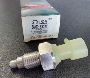 Interruptor de luz de respaldo BWD S9211 - Imagen 1 de 6