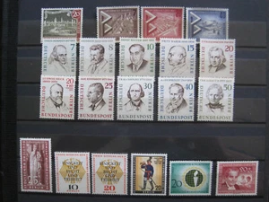 Berlín 1957 MiNr. 159-178 marcas individuales/juegos sin usar** a elegir - Imagen 1 de 9