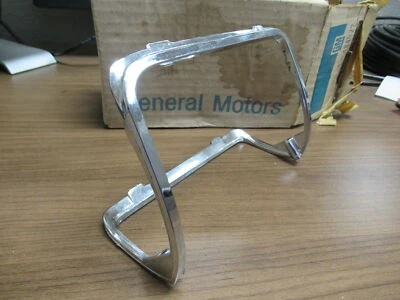 1972 Pontiac Catalina Bonneville RH Parking Light Bezel NOS 484922 - Image 1 of 4
