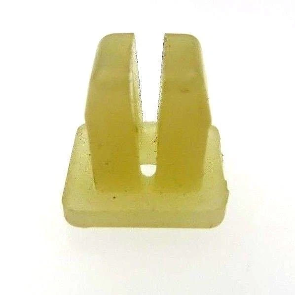 Lawn Boy 605120 Nut Clip Grommet