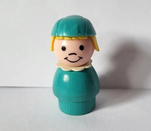 Rare Vintage FISHER PRICE LITTLE PEOPLE Airport WOODEN Air Hostess Stewardess - Picture 1 of 6