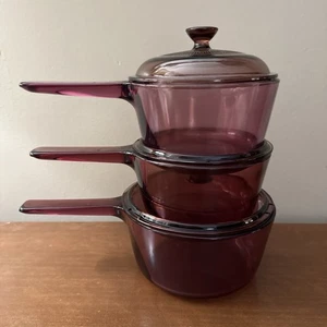 3 Vision Corning Ware Cranberry Pink 1.5& (2) 1 L Sauce Pan Set W Lids EUC - Picture 1 of 12