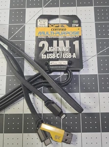 Cable Lightnin de 10 pies a USB-C / USB-A X4 - Imagen 1 de 4