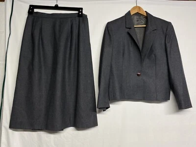 David Brooks Women's Skirt Suit Size 14 Pure 100% Wool  EUC - Image 1 of 4