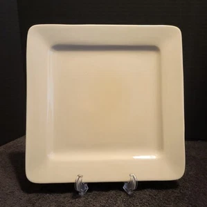 JcPenney HOME IVORY Dinner Plates *Discontinued from 2012* - Picture 1 of 7