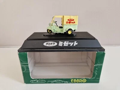 Ebbro 1/43 Daihatsu Midget - Green (w/ Vinyl Top) - 43093 - Image 1 of 4