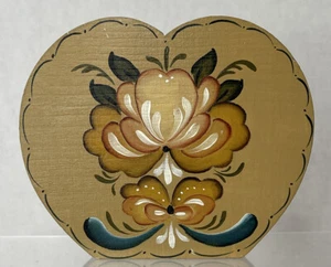 Original TOLE PAINTING  Signed W.L. Lorenz Heart Candle Stick Rosemaling - Picture 1 of 8