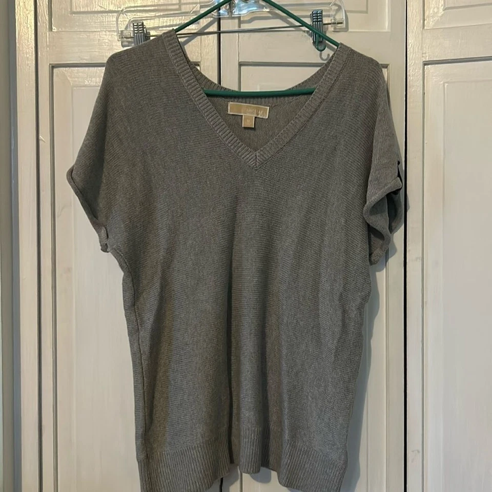 Michael Kors cotton blend with leather accents - short sleeve sweater - Size M — 第 1/4 张图片