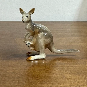 Estatuilla miniatura vintage canguro con Joey Northern Rose 2,5" H - Imagen 1 de 6