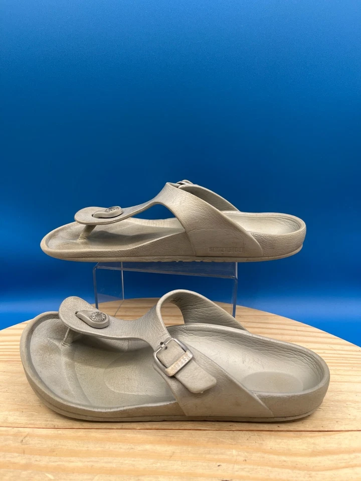 Sandalia sin cordones Birkenstock Giza para mujer talla 2,5 EE. UU./EU34 gris EVA ajustable Foto 1 de 4