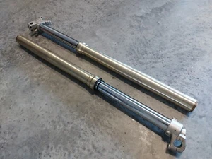 Genuine OEM Showa 2001 Honda CR250 Front Forks Suspension - Picture 1 of 6