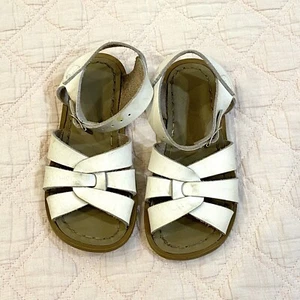 Saltwater White Leather Sandals Girls Size 9 - Picture 1 of 5