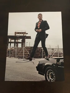 Foto firmada por Sebastian Stan 8x10 SOLDADO DE INVIERNO Halcón Marvel Avengers *con prueba* - Imagen 1 de 3