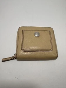 Cartera Coach unisex con cierre redondo (bi-pliegue) beige usada - Imagen 1 de 11