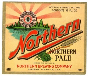 t NORTHERN FAMOUS SUPERIOR PALE Brewing Co. WI 32 oz Vintage Beer Bottle Label - Picture 1 of 2