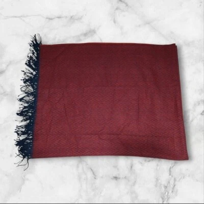 Manta MacKenzie Childs Chevron 50" x 60" rojo azul flecos Foto 1 de 4