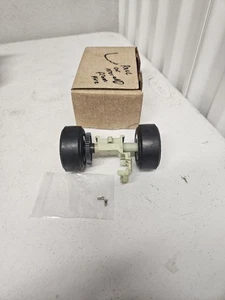 Vintage NOS Cox 6172 AA Carburante Assale Posteriore Assy Goodyear Dragster Funny Car Pinto - Foto 1 di 9