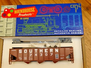 Roundhouse HO Scale 40' Southern 72707 Tri-Bay Rib Side Hopper Car Kit 1537 - Bild 1 von 3