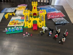 LEGO 375 6075 Yellow Castle, 99% COMPLETE w/ INSTRUCTIONS Plus Tons Of Extras!! - Bild 1 von 18