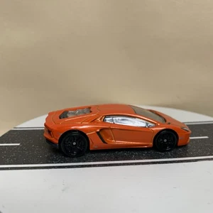 Hot Wheels 2012 New Models Lamborghini Aventador LP 700-4 12/247 Orange NM - Picture 1 of 13