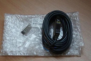 OMRON E3X-VG11 5m PHOTOELECTRIC Switch - Bild 1 von 1