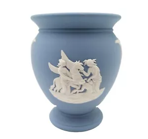 Wedgwood Jasperware Vase Small Decorative Vase 10 cm (3.9") tall - Picture 1 of 9