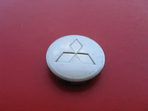 MITSUBISHI LANCER ECLIPSE GALANT (1) WHEEL RIM HUB CAP HUBCAP CENTER COVER #2326 - Picture 1 of 3